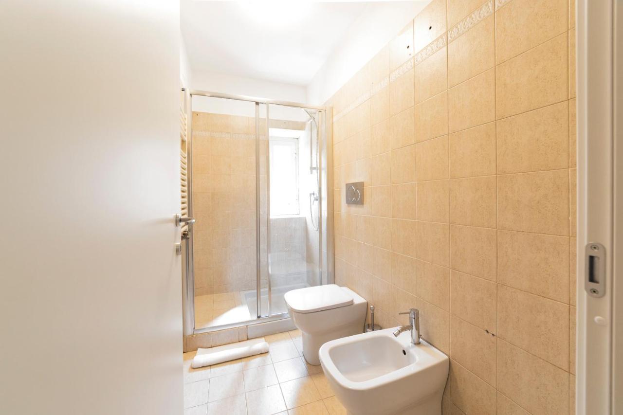 Roomy Apartment Close To Subway M5! Μιλάνο Εξωτερικό φωτογραφία