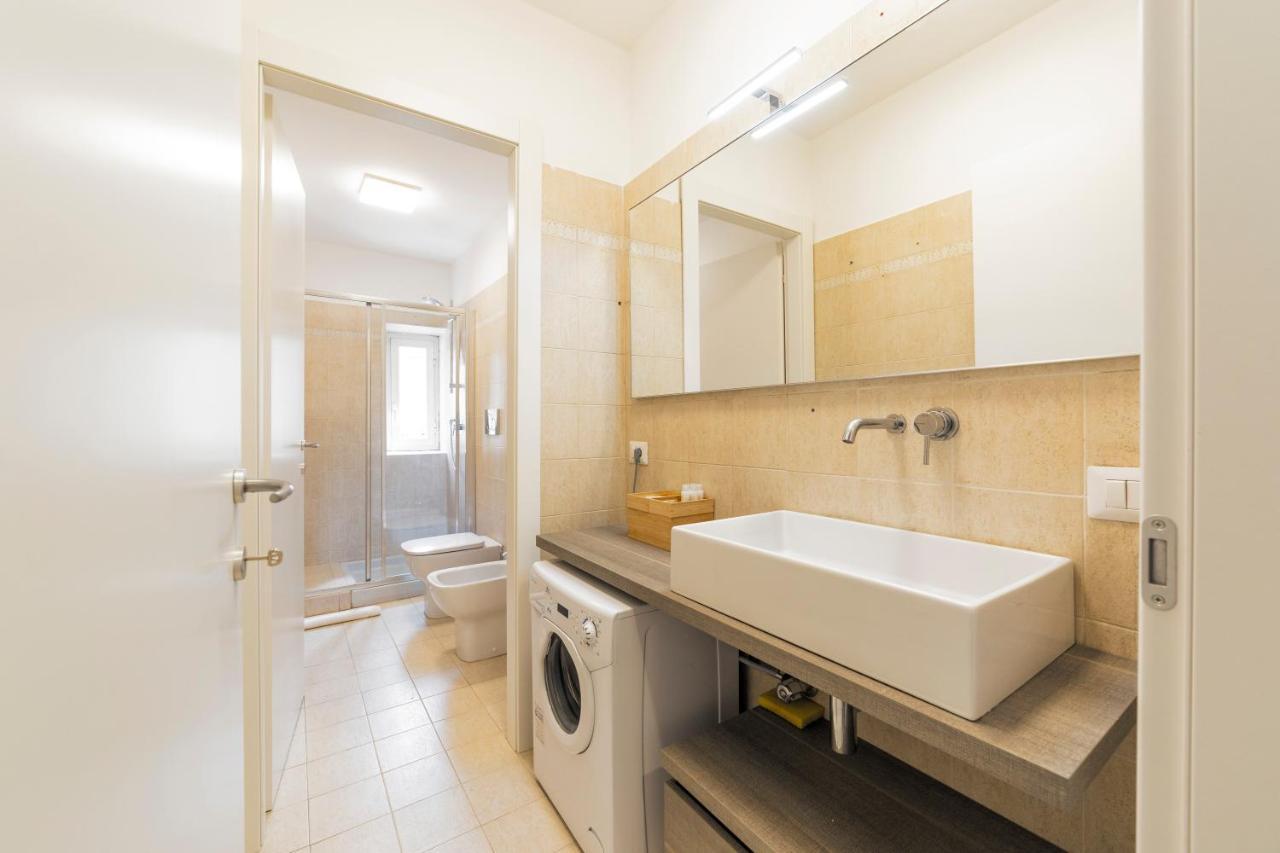 Roomy Apartment Close To Subway M5! Μιλάνο Εξωτερικό φωτογραφία